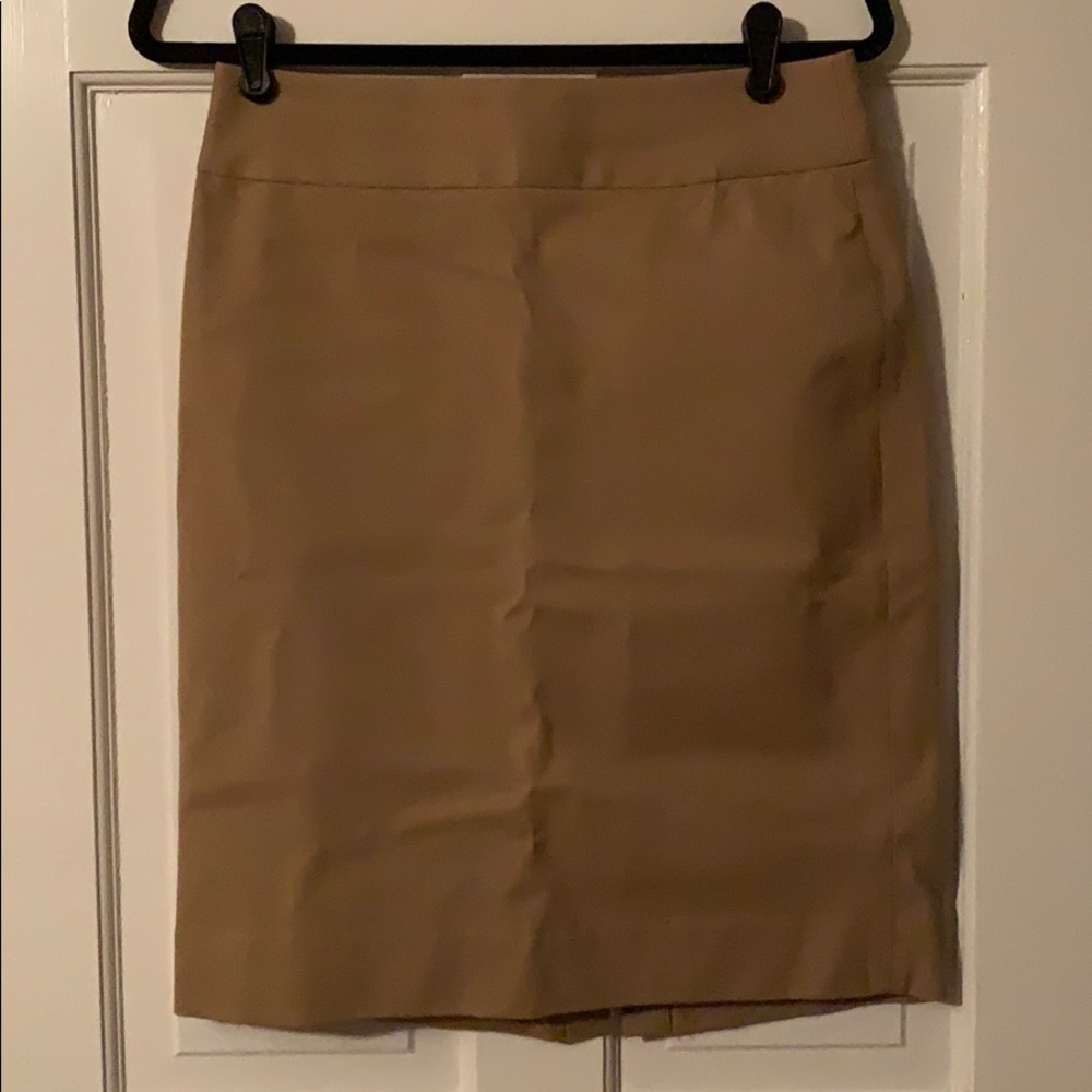 Banana Republic Tan Skirt, Size 6